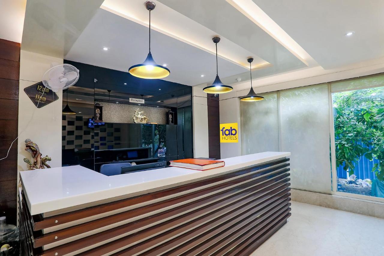 Fabhotel Grand Stay New Delhi Exterior photo