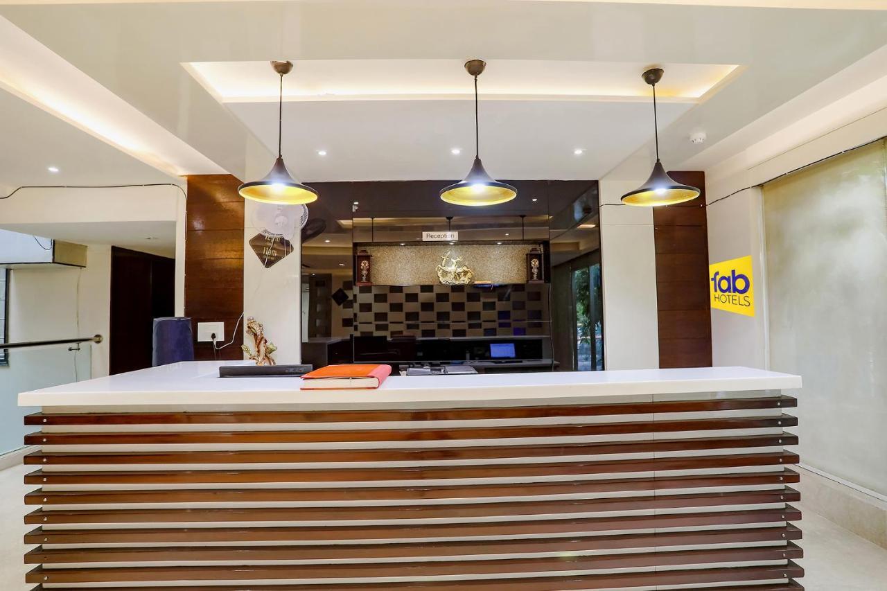 Fabhotel Grand Stay New Delhi Exterior photo